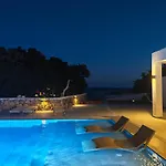 Cathrin Beachfront Villa Plimmiri