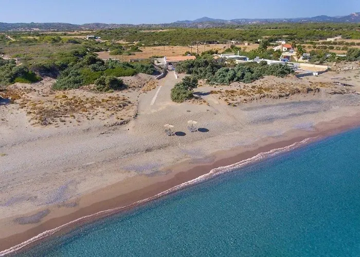 Вилла Cathrin Beachfront Плиммири