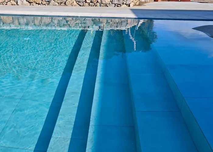 Cathrin Beachfront Плиммири