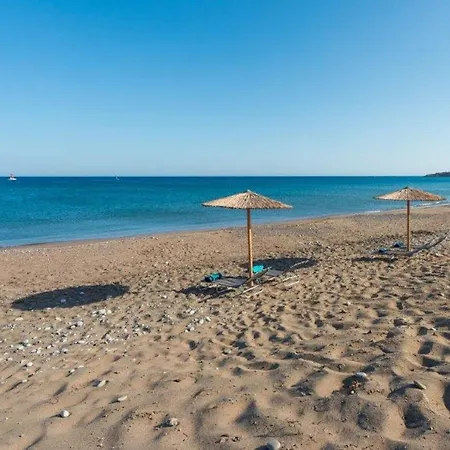 Cathrin Beachfront *