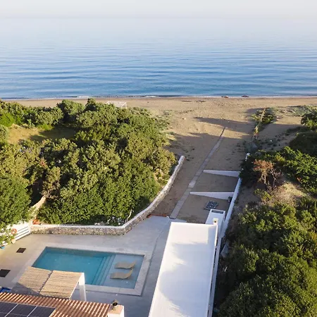 Cathrin Beachfront Villa *