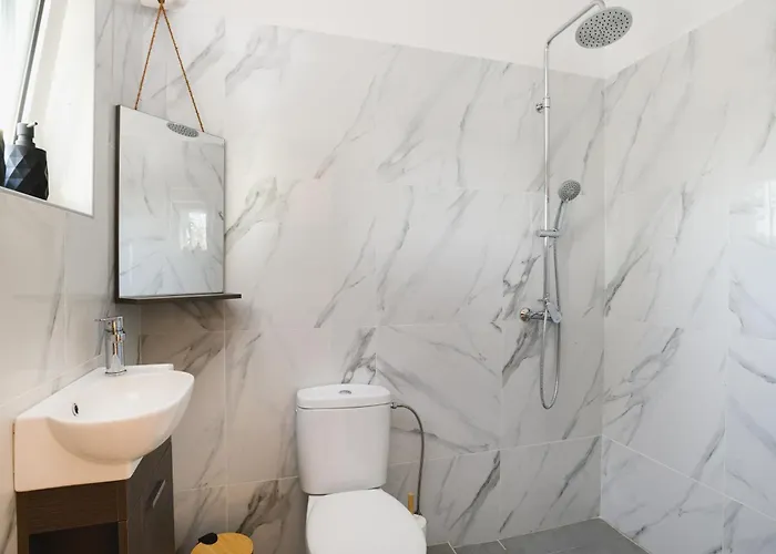 Cathrin Beachfront *